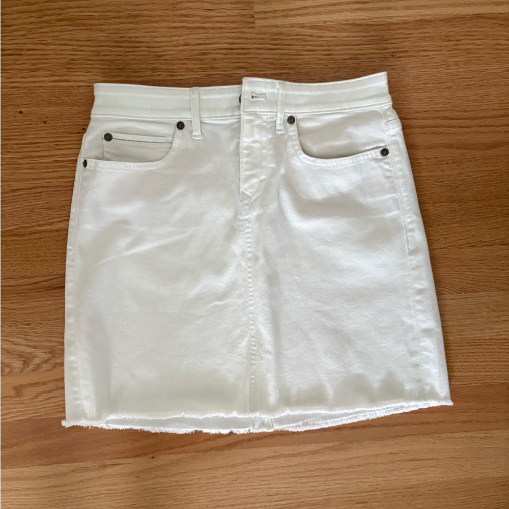 Vineyard Vines Denim Skirt